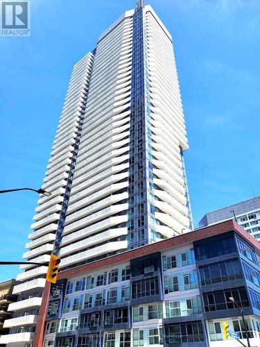 3909 - 4065 CONFEDERATION PARKWAY  Mississauga, ON L5B 0L6