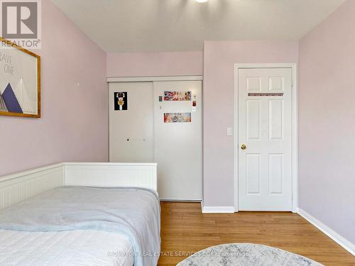 21 - 5 St.Moritz Way, Markham, ON 
