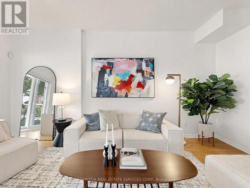 21 - 5 St.Moritz Way, Markham, ON 