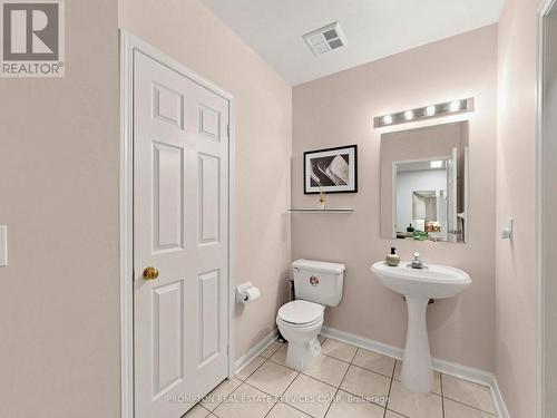 21 - 5 St.Moritz Way, Markham, ON 