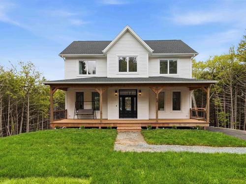 60 Wickshire Lane, Grand Lake, NS 