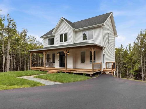 60 Wickshire Lane, Grand Lake, NS 