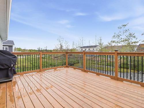 19 Turner James Avenue, Lantz, NS 
