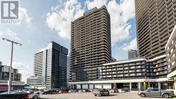 2109 - 75 BILLES HEIGHTS Toronto, ON M2K 0J8