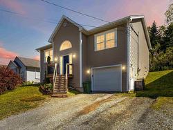 1211 Sackville Drive  Middle Sackville, NS B4E 3G1