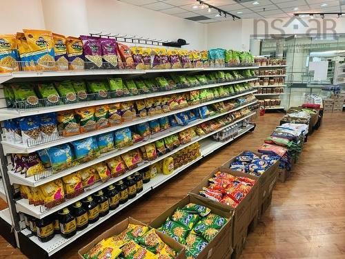 204 5640 Spring Garden Road, Halifax, NS 
