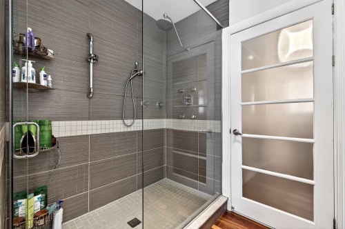 Salle de bains - 574 Av. Abercorn, Mont-Royal, QC 