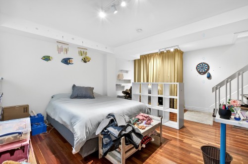 Salle familiale - 574 Av. Abercorn, Mont-Royal, QC 