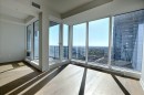 Salon - 3106-1188 Rue St-Antoine O., Montréal (Ville-Marie), QC 