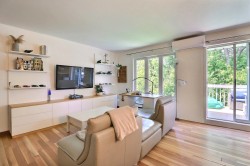 Salon - 