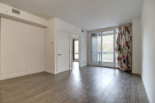 Living Room - 205-3300 Av. Troie, Montréal (Côte-Des-Neiges/Notre-Dame-De-Grâce), QC - Indoor Photo Showing Other Room