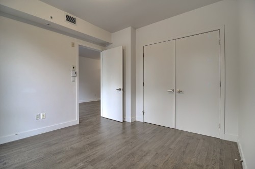 Bedroom - 205-3300 Av. Troie, Montréal (Côte-Des-Neiges/Notre-Dame-De-Grâce), QC - Indoor Photo Showing Other Room