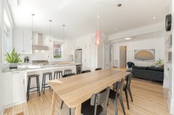 4342 Av. Earnscliffe  Montréal (Côte-Des-Neiges/Notre-Dame-De-Grâce), QC H4A 3E8