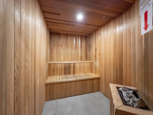Sauna - 608-1255 Boul. Alexis-Nihon, Montréal (Saint-Laurent), QC - Indoor Photo Showing Other Room