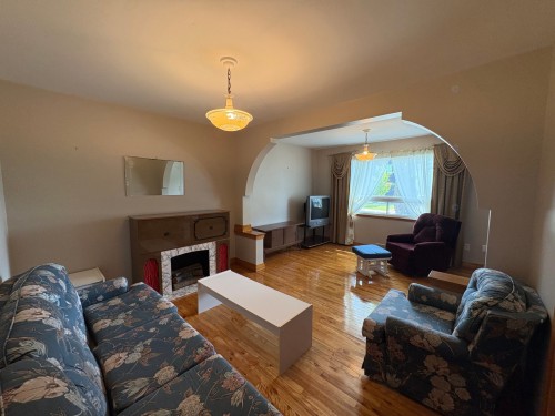 Living Room - 87 Rue St-Jacques, Charlemagne, QC 