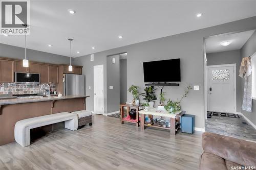 222 Pringle Lane, Saskatoon, SK 