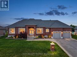 1525 RANGELAND AVENUE Ottawa, ON K4P 0E1