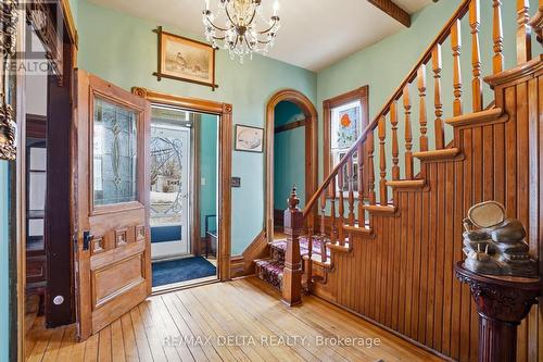 A classic Victorian-era entrance. - 132 High Street, Champlain, ON 