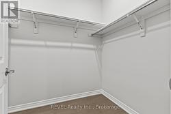 walk in closet - 