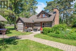 5542 LOYALIST PARKWAY ROAD Loyalist (Lennox And Addington - South), ON K0H 1G0