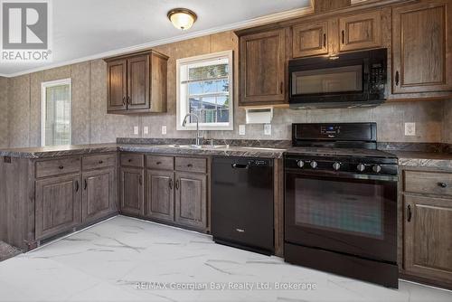 1 Maple Lane, Midland, ON 