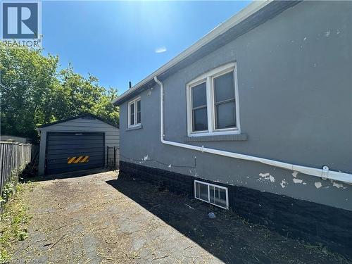 536 QUEENSDALE Avenue E  Hamilton, ON L8V 1L2