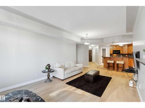 9020 Jasper Av Nw, Edmonton, AB 