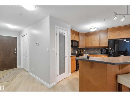 9020 Jasper Av Nw, Edmonton, AB 