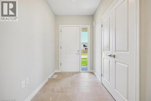 10 Michelle'S Way, Hagersville, ON 