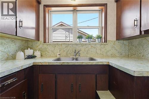 98 Wise Crescent, Hamilton, ON 