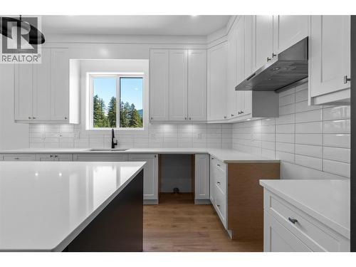 4221 69 Avenue Ne, Salmon Arm, BC 