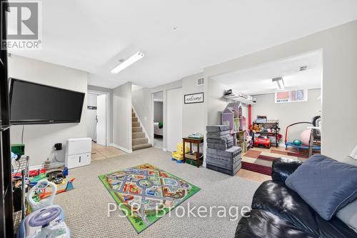 420 Upper Gage Avenue, Hamilton, ON 