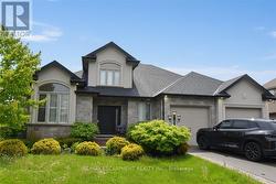 708 WINSTON ROAD Grimsby, ON L3M 4E8