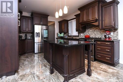 708 Winston Road, Grimsby, ON 