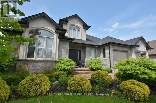 708 Winston Road, Grimsby, ON 