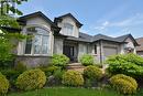 708 Winston Road, Grimsby, ON 