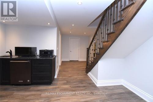 708 Winston Road, Grimsby, ON 