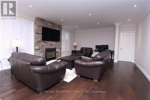 708 Winston Road, Grimsby, ON 