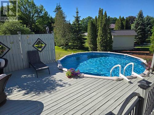 Refreshing pool - 12 Cornell Crescent, Elizabethtown-Kitley, ON 