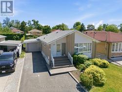 37 BEAUMONDE HEIGHTS DRIVE Toronto, ON M9V 1V7
