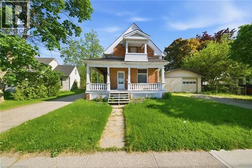 816 COLBORNE Street E  Brantford, ON N3S 3S4