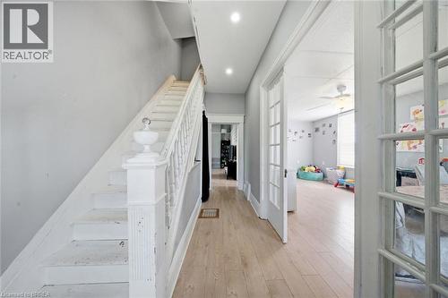 816 Colborne Street E, Brantford, ON - Indoor Photo Showing Other Room