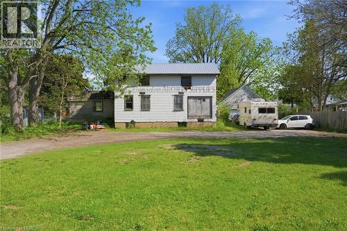 816 Colborne Street E, Brantford, ON - Outdoor