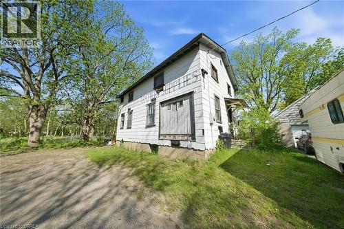 816 Colborne Street E, Brantford, ON - Outdoor