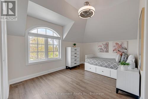 1 - 2362 New Street, Burlington (Brant), ON 