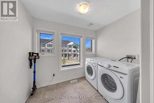 163 Spitfire Drive, Hamilton, ON 
