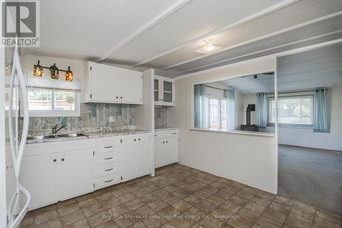 10 Maple Lane, Midland, ON - Indoor Photo Showing Kitchen With Double Sink