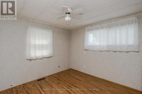 10 Maple Lane, Midland, ON - Indoor Photo Showing Other Room