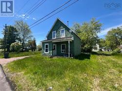 31 Patterson Street  Amherst, NS B4H 1G6