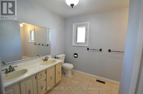 80 Golf Links Drive, Aurora, ON 